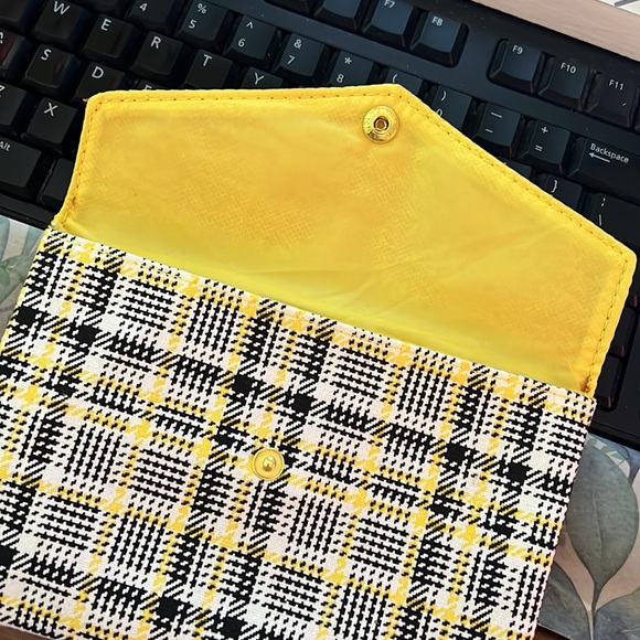 Ipsy makeup bag, plaid, button clasp - Picture 4 of 4